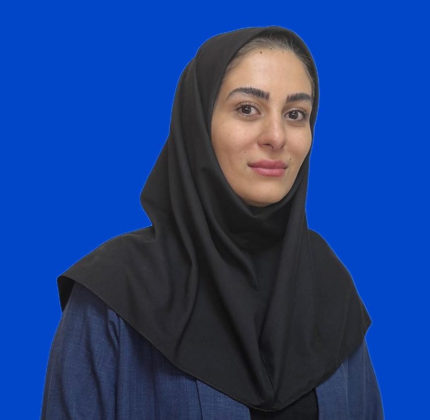 نرگس اکرامی فر